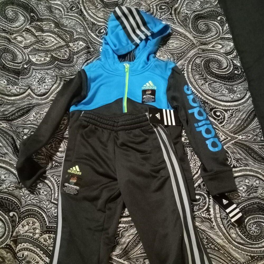 NWT Adidas little boys Climawarm track suit: pants and jacket, size 6